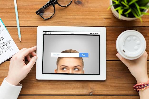 Jak wyszukać za pomocą zdjęcia w internecie?