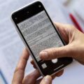 Jak zeskanować tekst ze zdjęcia na telefonie?