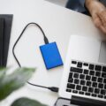 Jak zabezpieczyć dysk zewnętrzny hasłem w systemie Windows 10?